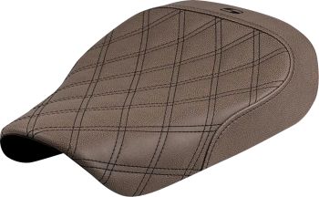 SEAT SOLO BROWN LS STITCH XL