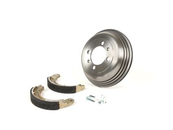 Brake drum, rear 8" incl. brake shoes, 1 anchor pin -BGM PRO cast iron- Vespa Wideframe V1-15, V30-33, VU, VM, VN, VL, VB, VBA1T, VBB1T, VNB2T, VNB3T, VNA, ACMA, Hoffmann